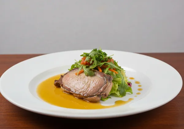 Pechuga de Pavo a la Plancha con Ensalada